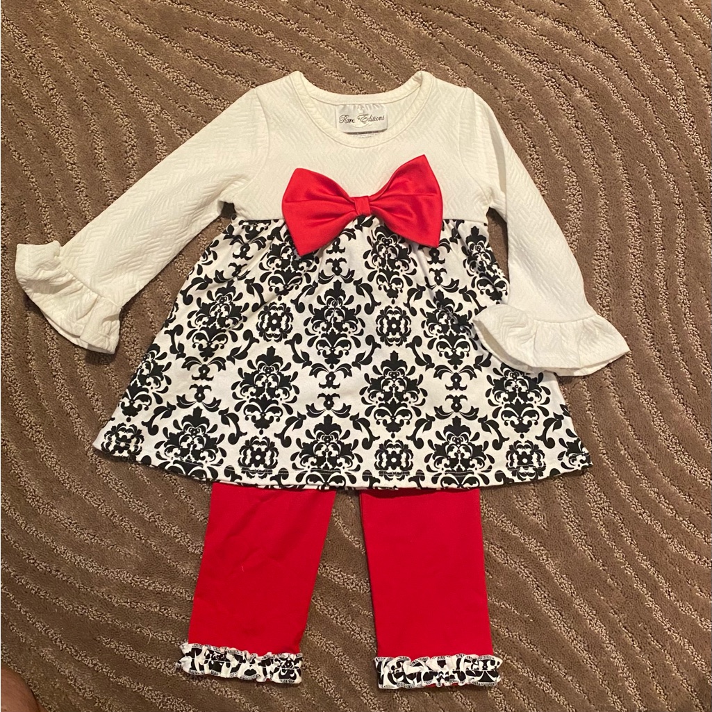 Rare Editions Euc Two Piece Damask Outfit. 18m